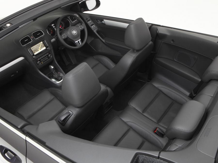  Volkswagen Golf Cabrio 2011 года  (AU) (фото 2 из 15)